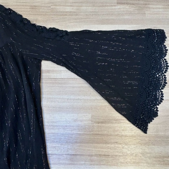 Free People XS Black Crochet Bell Sleeves Rose Gold Metallic Boho Top Buttons - Picture 10 of 15